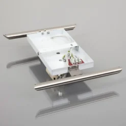 Aplique de pared Lindby Filippa, 31 cm, níquel, cristal, E27