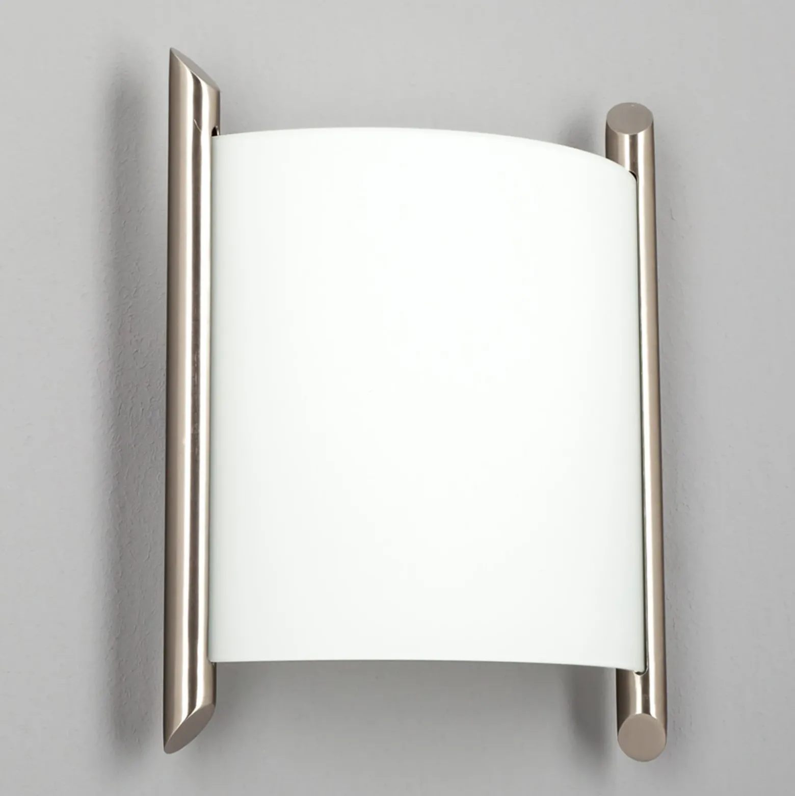 Aplique de pared Lindby Filippa, 25 cm, níquel, cristal, E27