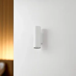 Aplique de pared Lindby Joffrey, 18 cm, blanco, arriba/abajo, GU10