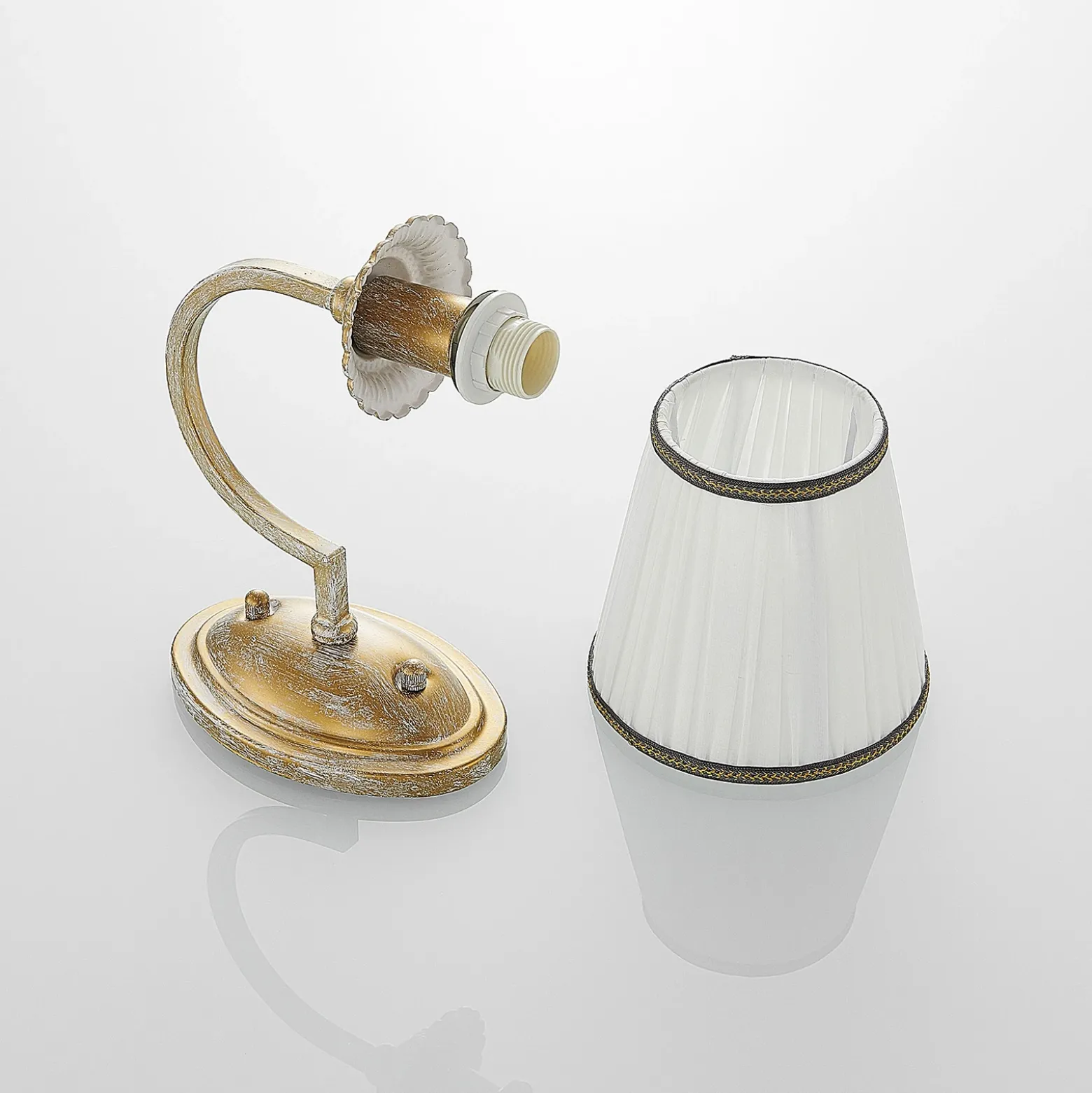 Aplique de pared Lindby Lumiel, crema/latón, textil, 27cm
