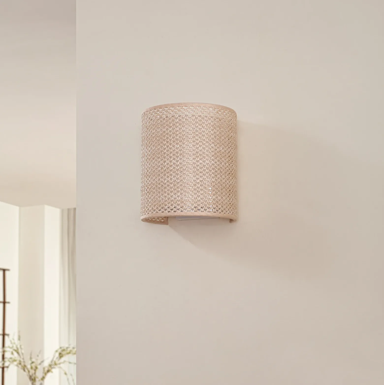 Aplique de pared Lindby Soula, 20 cm, beige, plástico, E27