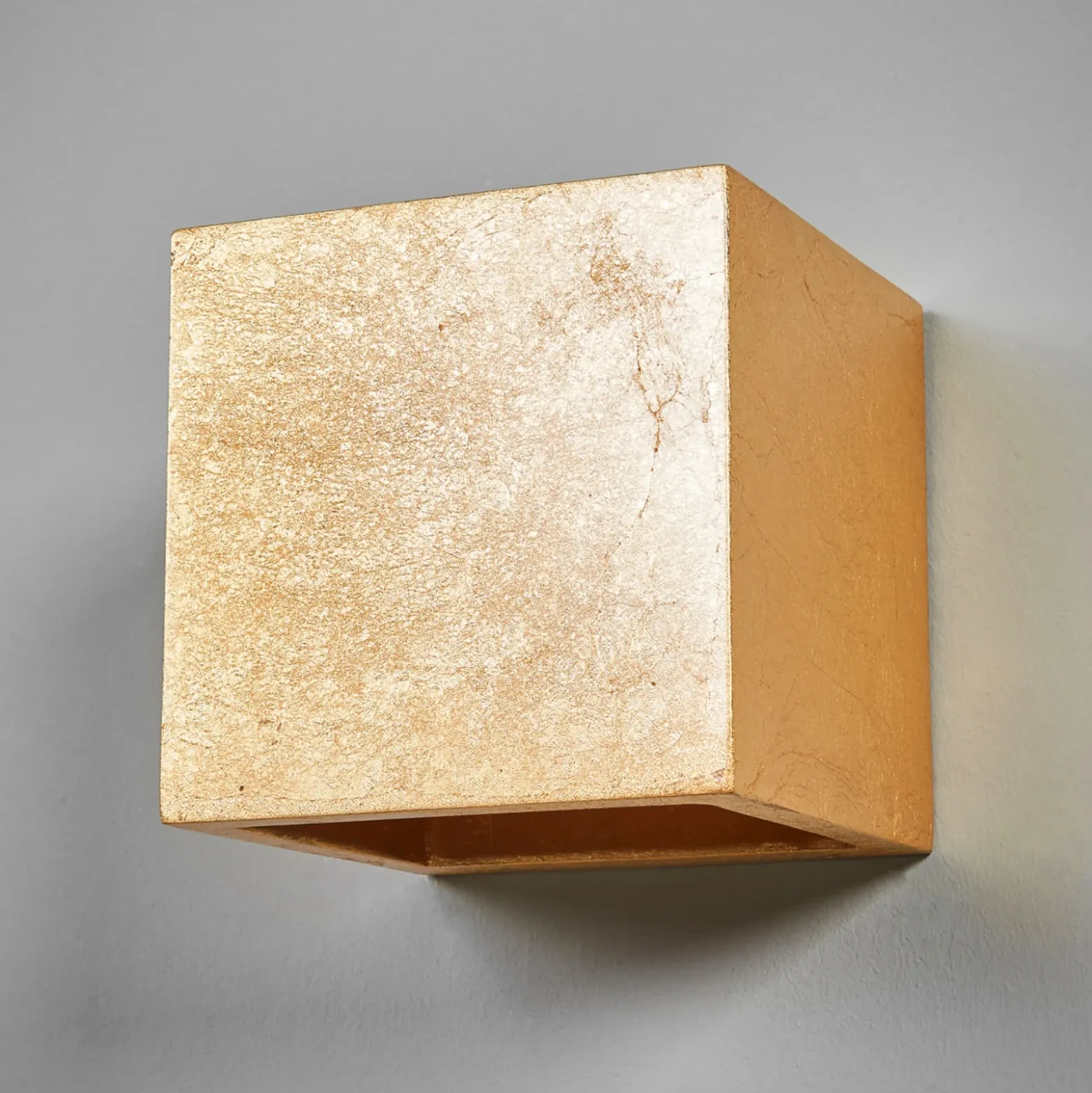 Aplique de pared Lindby Yade, 11 cm, dorado, escayola, G9