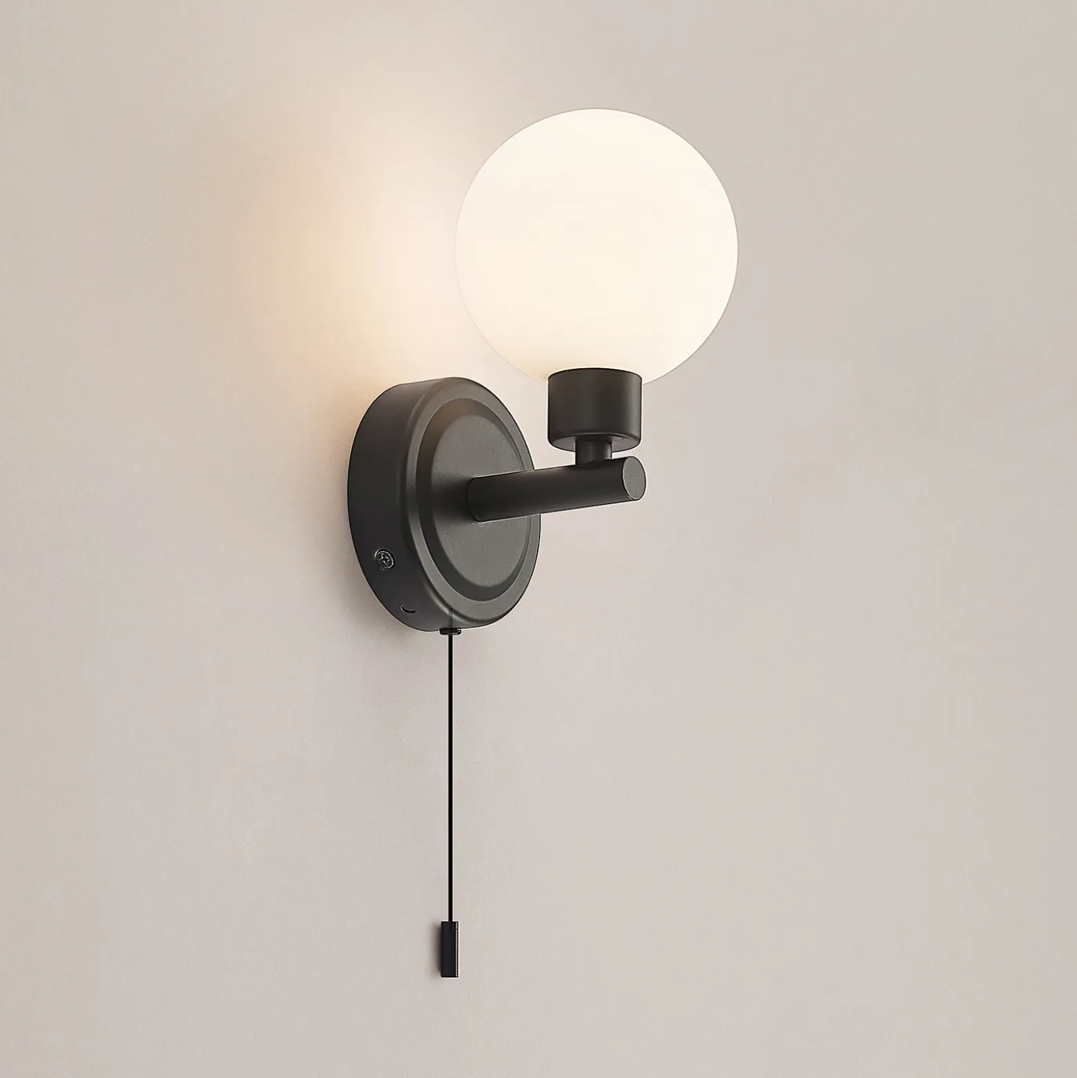 Aplique de pared Lindby Zaniba, negro