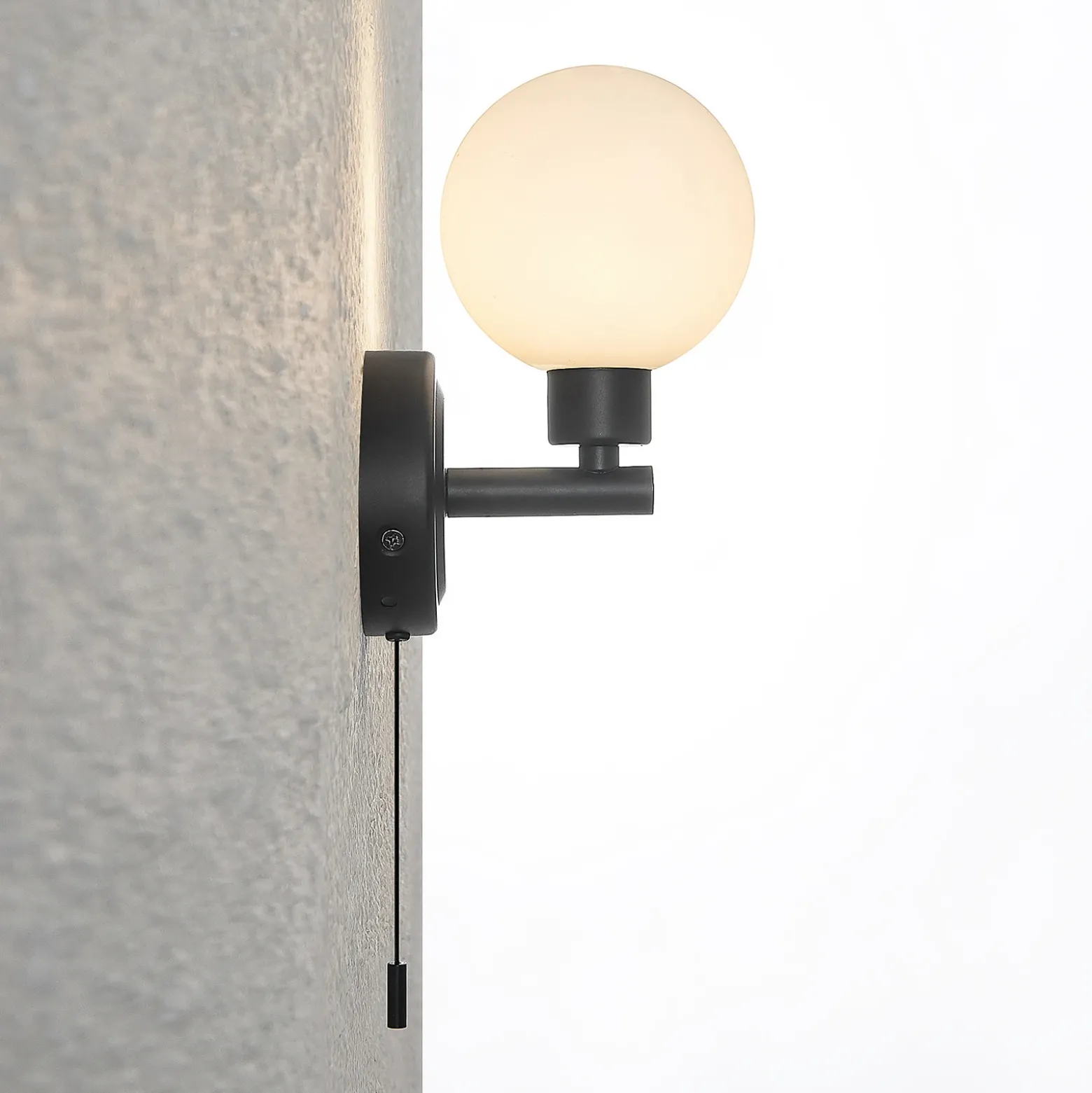 Aplique de pared Lindby Zaniba, negro