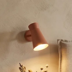 Aplique de pared Lotta, terracota, foco, acero, orientable