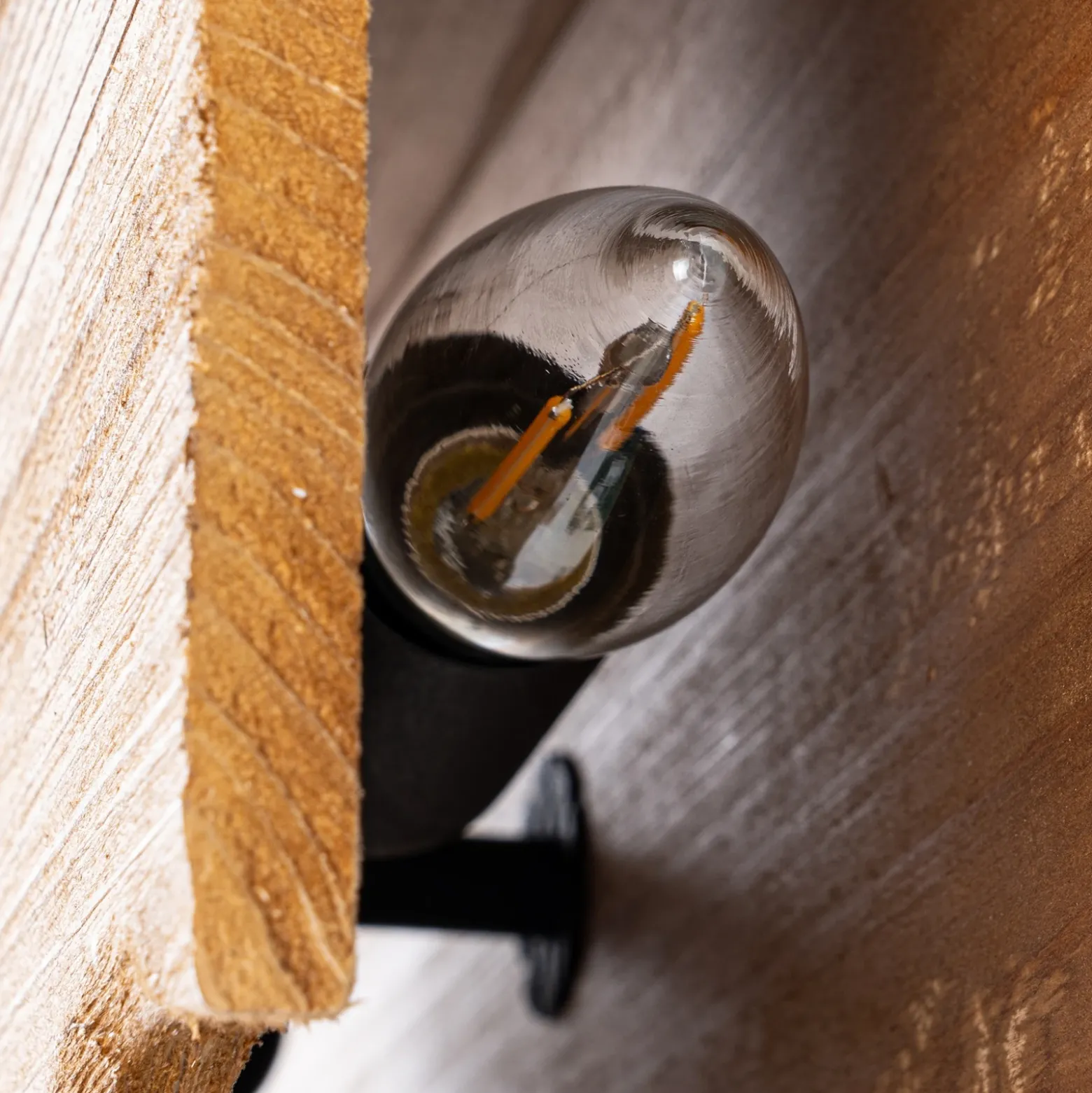 Aplique de pared Lucande Tarry, madera, ancho 45 cm, 2 x E14