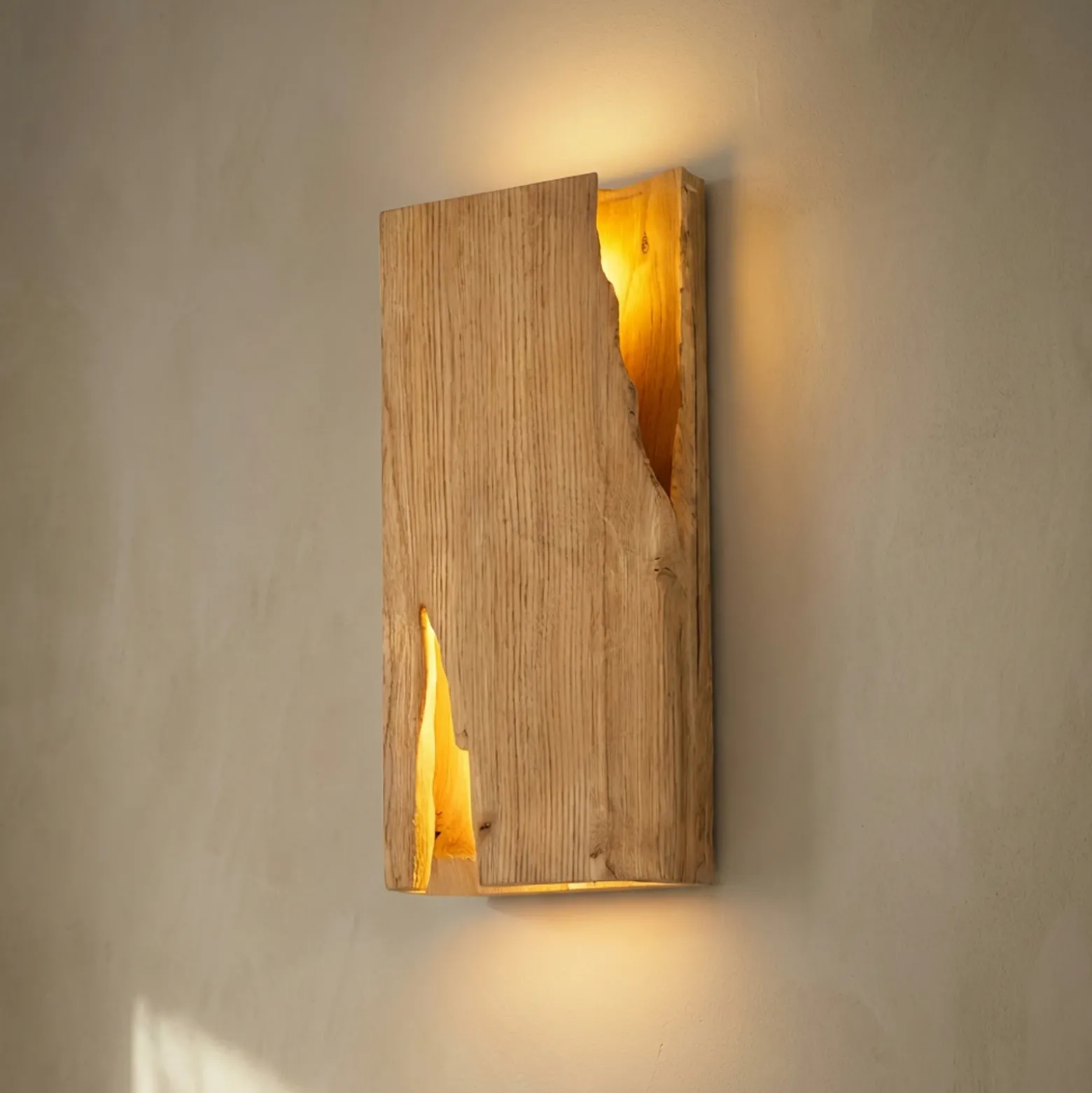 Aplique de pared Lucande Tarry, madera, ancho 45 cm, 2 x E14