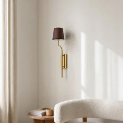 Aplique de pared Lumora, marrón/dorado, altura 72 cm, tejido/metal, E27
