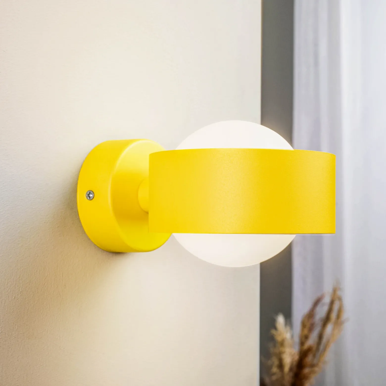 Aplique de pared Mado, amarillo, metal, 10 cm de ancho, G9