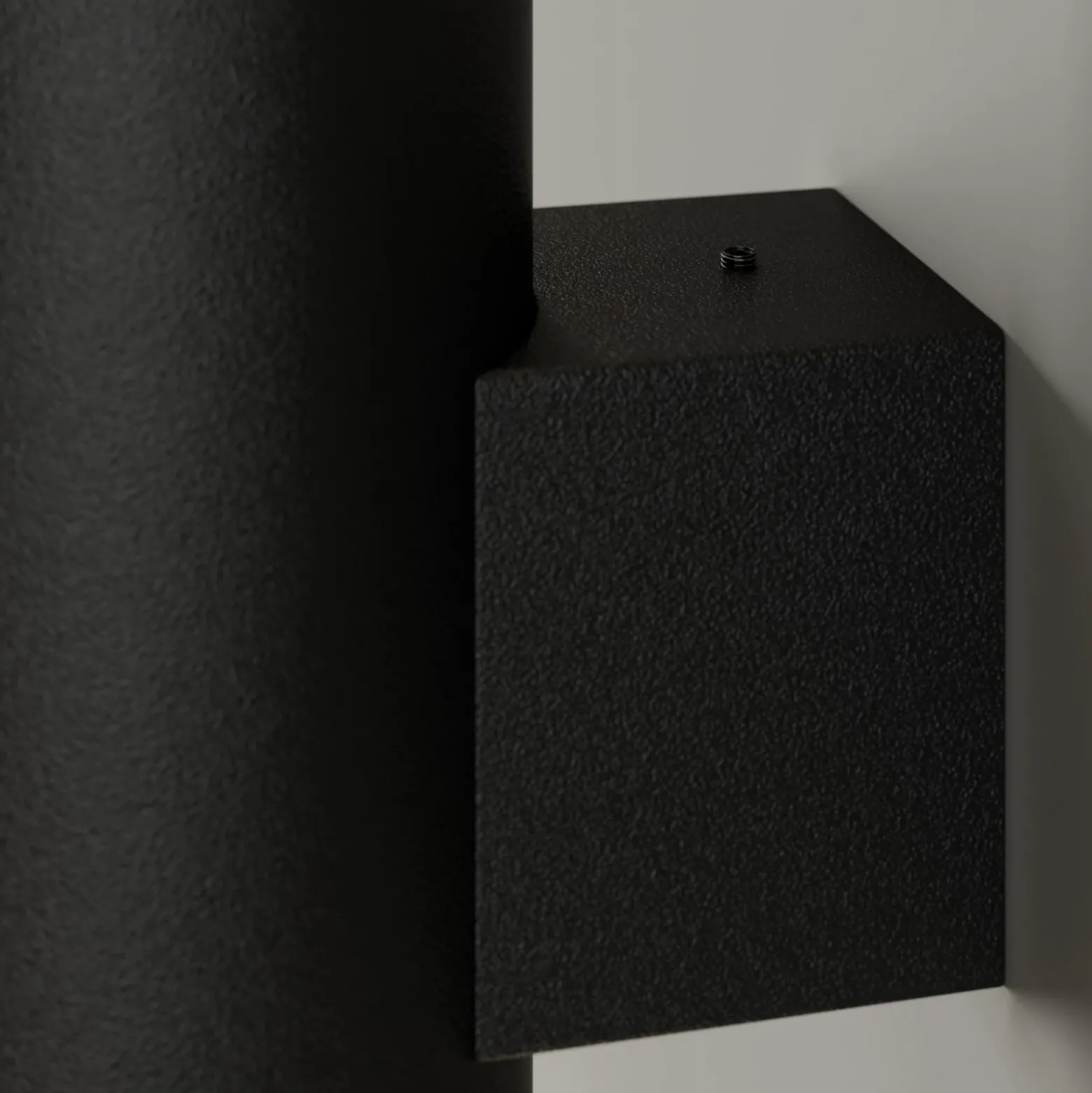 Aplique de pared Marion de Euluna, negro, altura 18 cm, acero, luz hacia