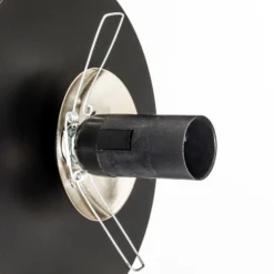 Aplique de pared Minerva K1 con borde metálico negro