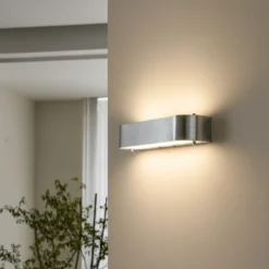 Aplique de pared Nika con portalámpara E14, aluminio