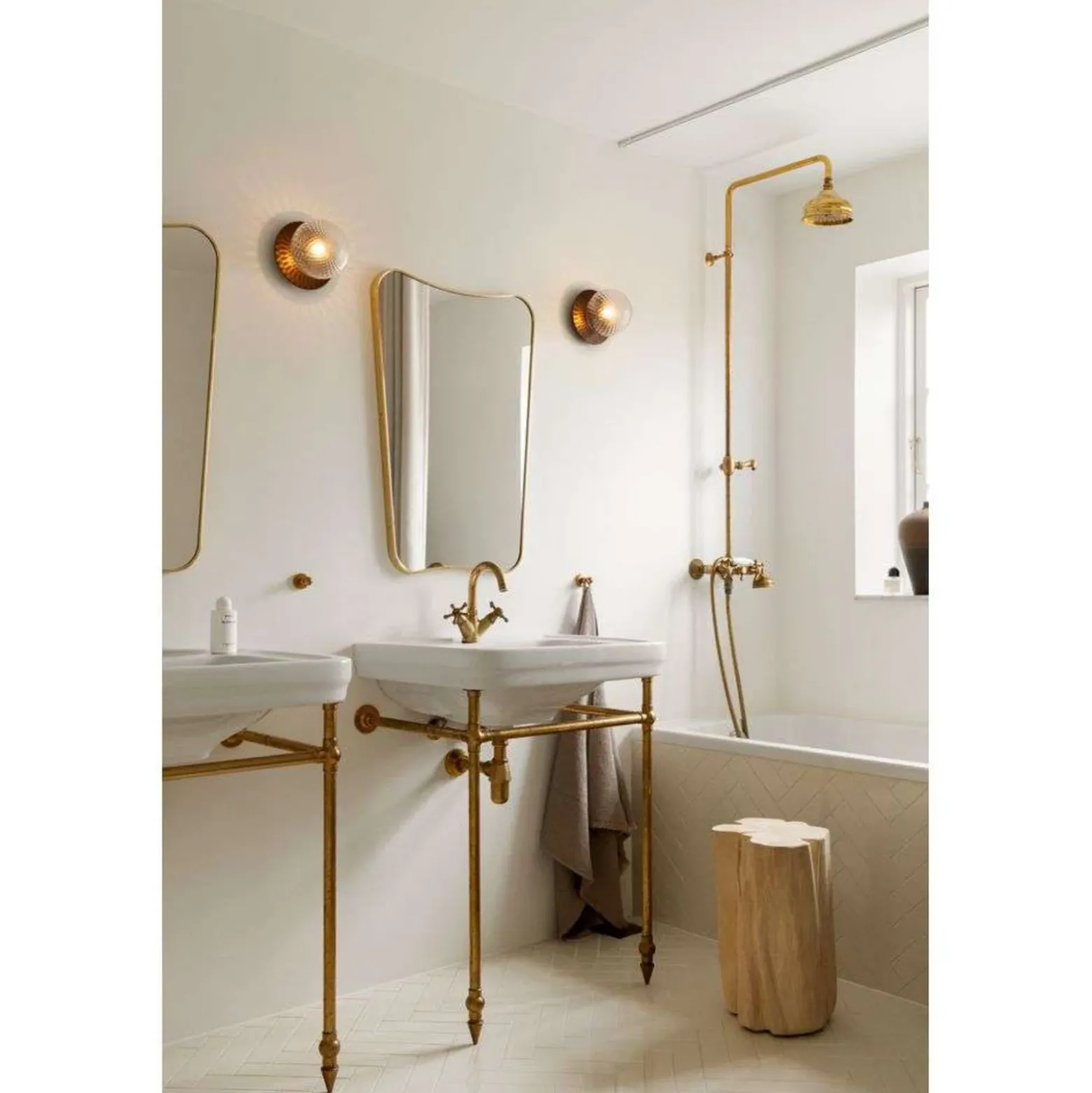 Aplique de pared Nuura Liila 1 Medium, bronce/transparente, IP44, G9