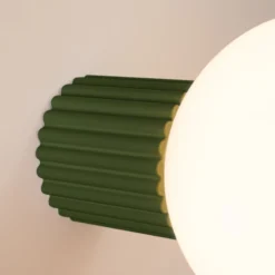 Aplique de pared ORBI, verde oliva, vidrio/metal, Ø 12 cm, IP44, G9
