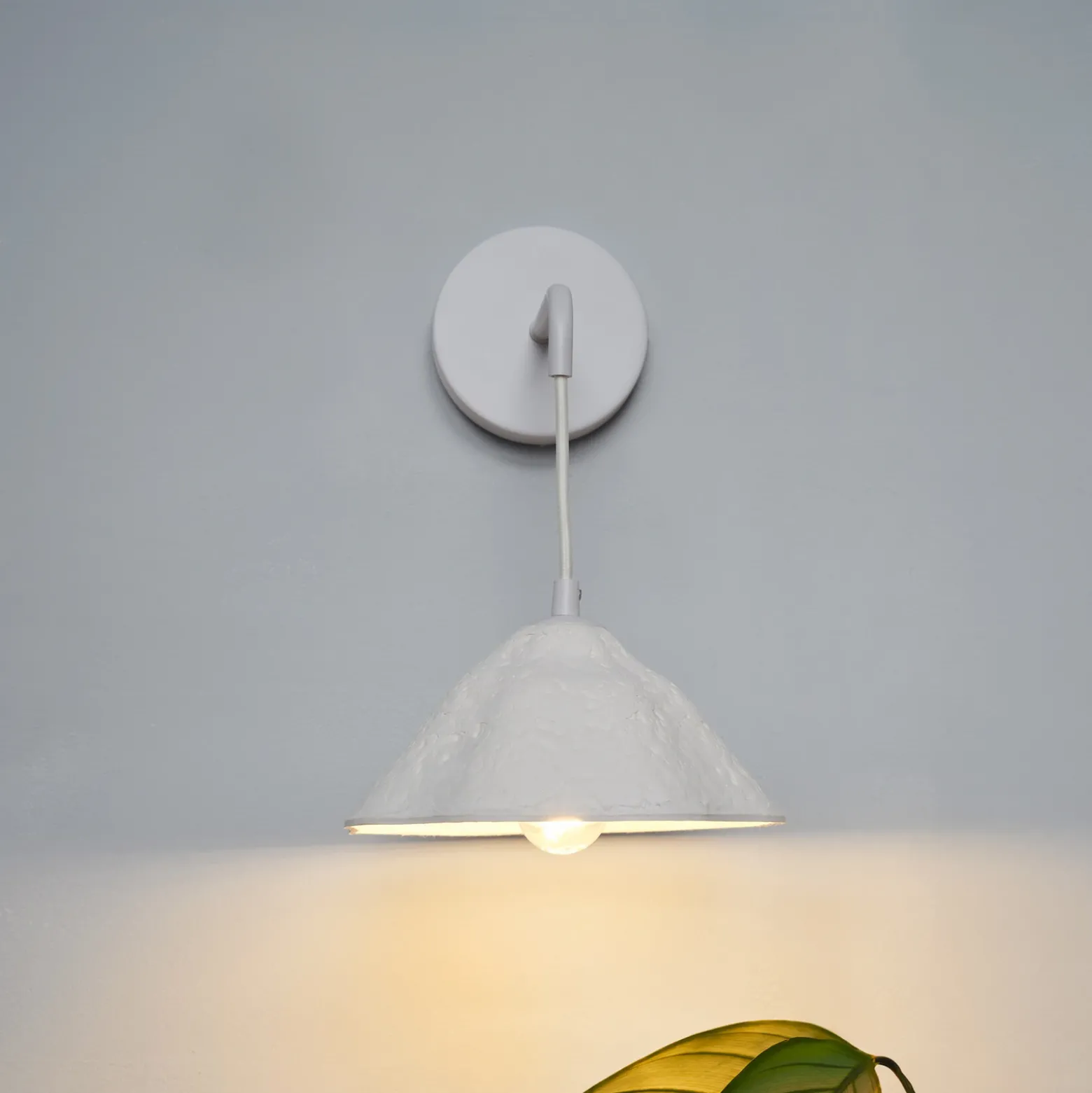 Aplique de pared OSRAM Decor Lotus Leaf, 1 luz, blanca, papel, E14