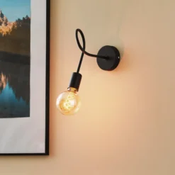 Aplique de pared Oxford de metal en negro