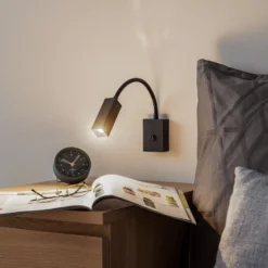 Aplique de pared Raisio, brazo flexible, negro