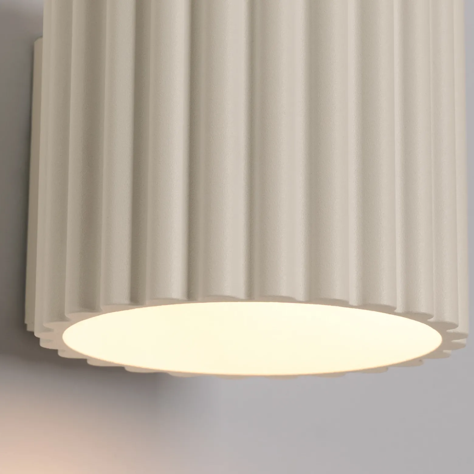 Aplique de pared RIBLA, beige, Ø 10 cm, metal, G9