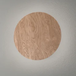 Aplique de pared Rito de Envostar, madera clara, Ø 30 cm