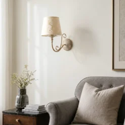 Aplique de pared Sofia Ecrie, color beige/dorado, tela, acero, E27