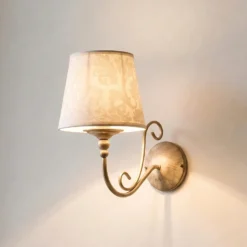 Aplique de pared Sofia Ecrie, color beige/dorado, tela, acero, E27