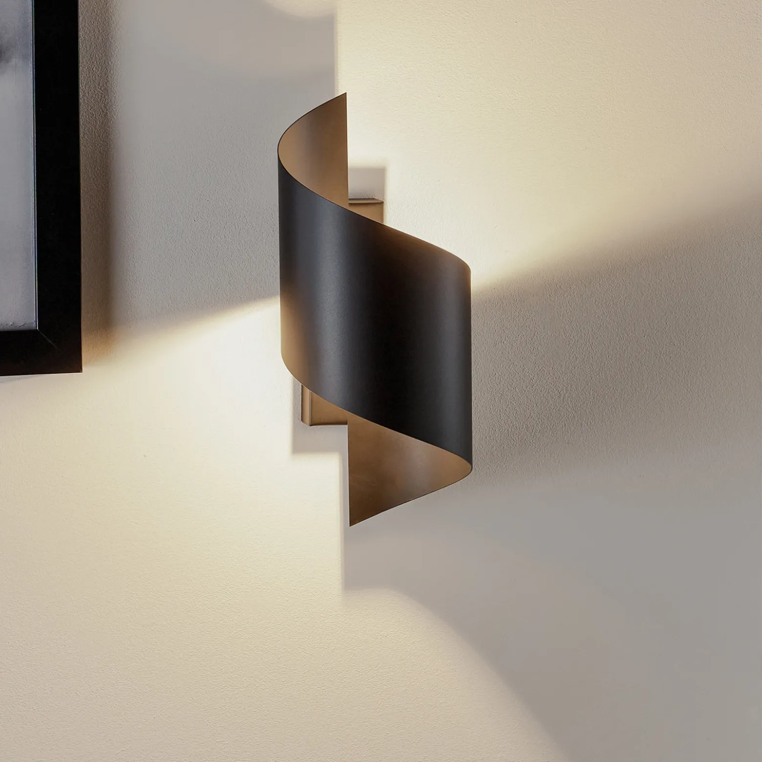 Aplique de pared Spiner negro, altura 30 cm, acero
