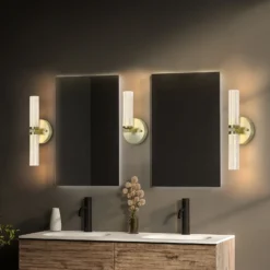 Aplique LED para baño Aberdeen, altura 24 cm, metal color latón