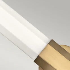 Aplique LED para baño Facet Dual, latón, 2 luces, ancho 66 cm