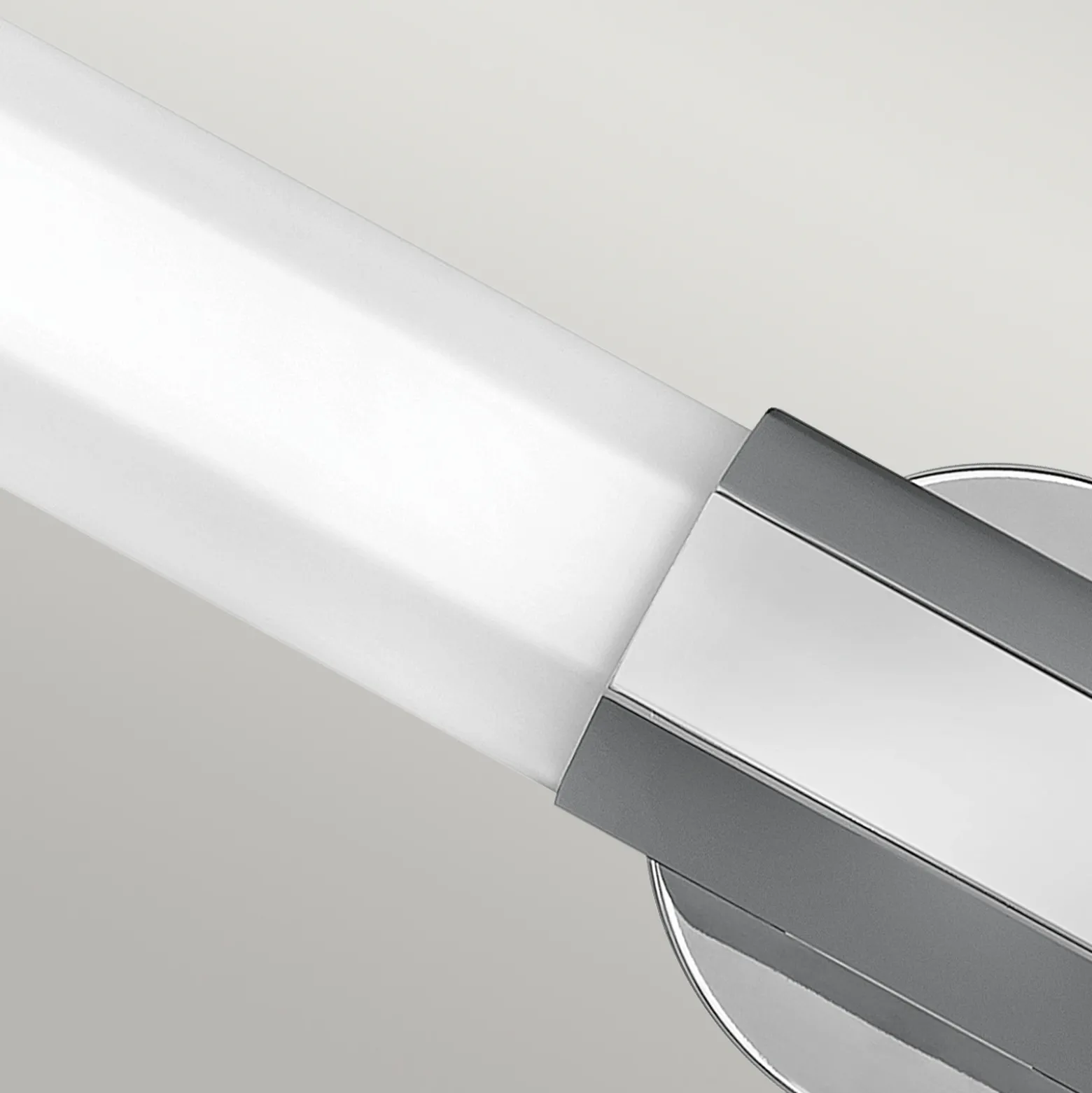 Aplique LED para baño Facet Dual, cromo, 2 luces, ancho 66 cm