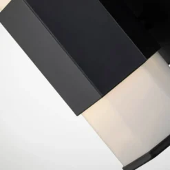 Aplique LED para baño Facet Single, 3000 K, negro