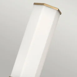 Aplique LED para baño Facet Single, 3000 K, latón
