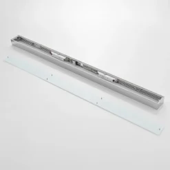 Aplique LED para baño Layan de Lindby, 120 cm, cromo, metal