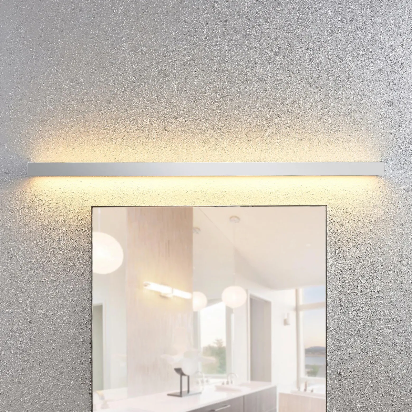 Aplique LED para baño Layan de Lindby, 120 cm, cromo, metal