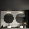 Aplique LED para baño Pil, color madera, ancho 35 cm, plástico