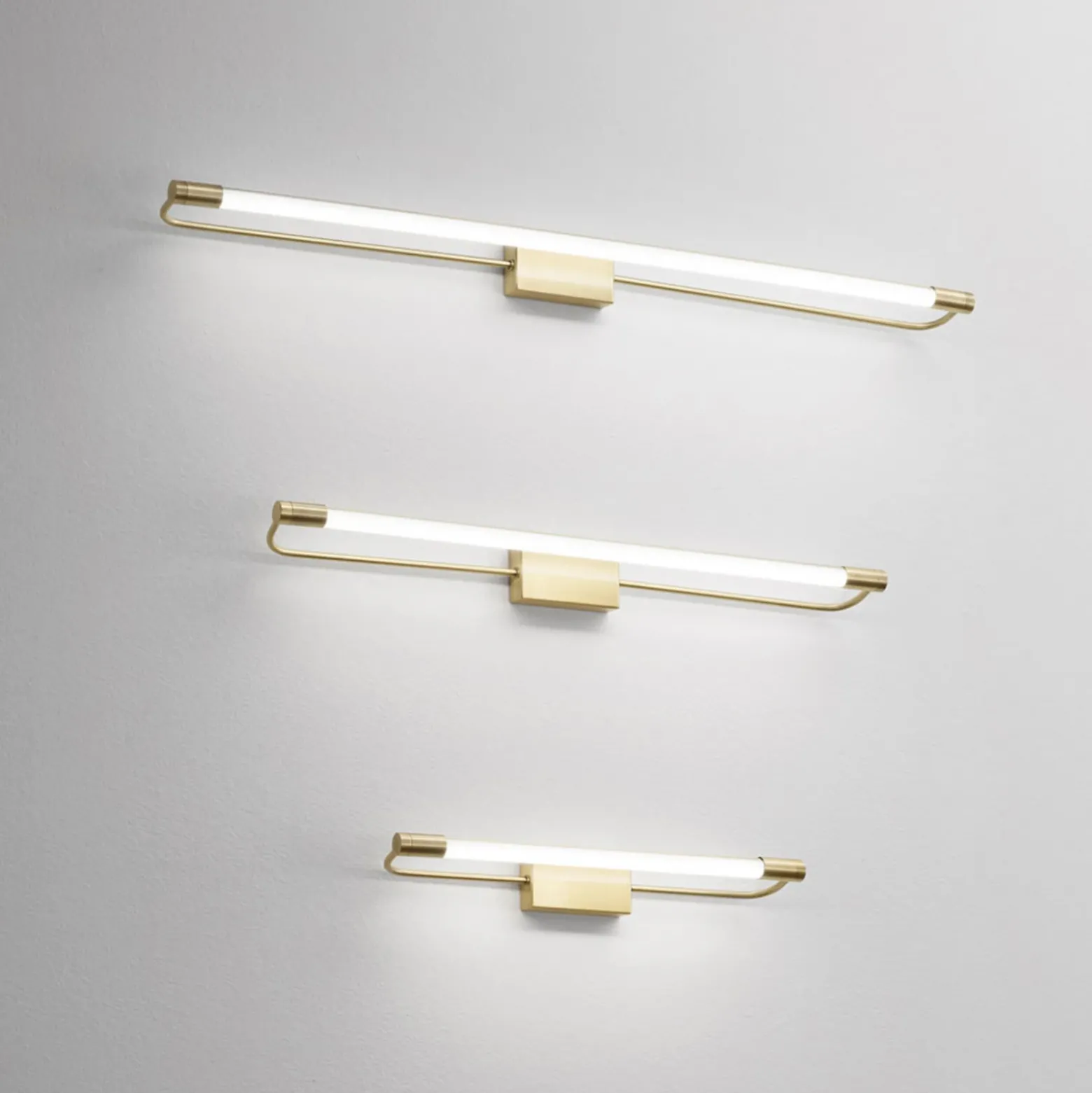 Aplique LED Rapallo, latón, IP44, 80 cm