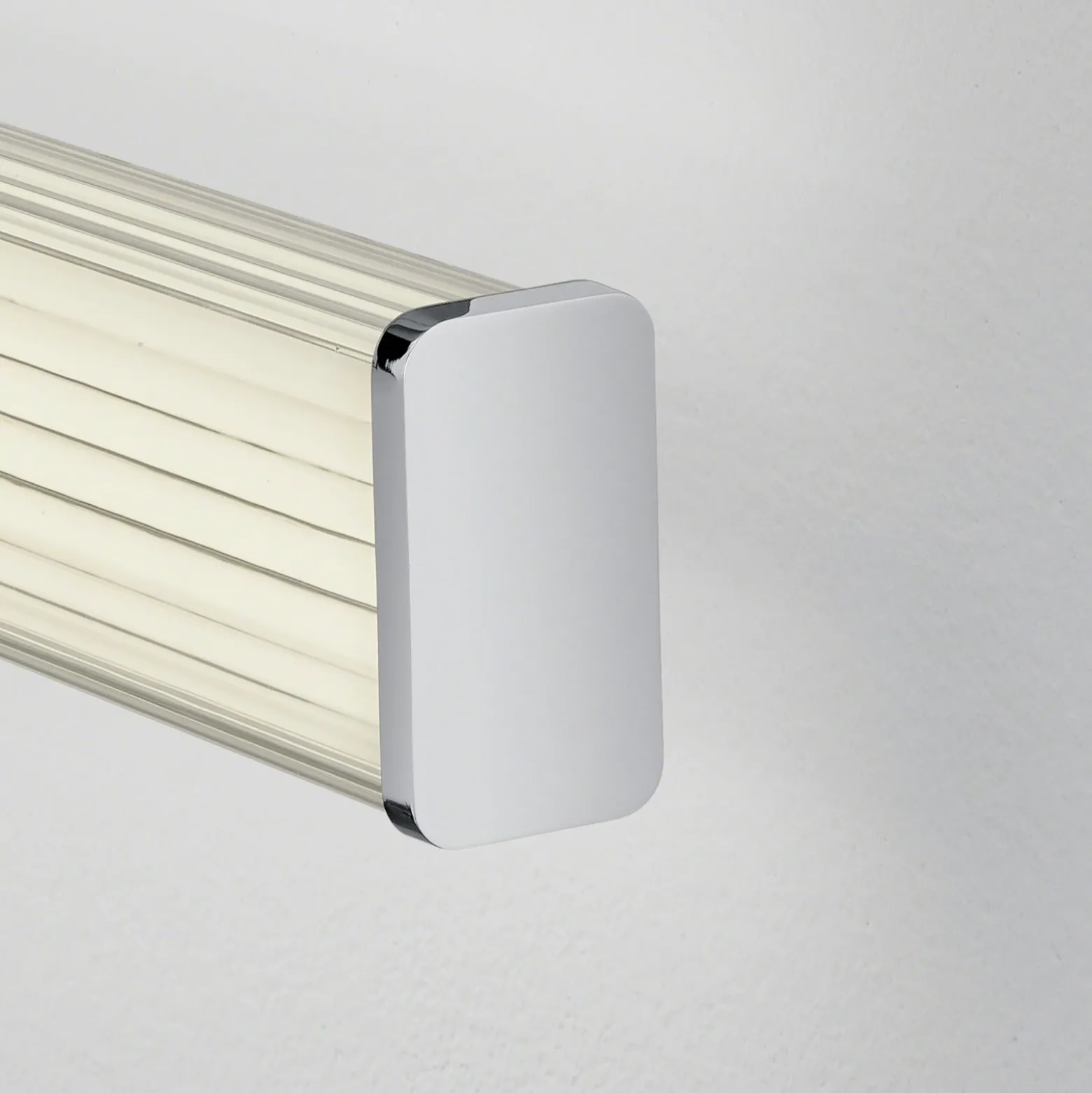 Aplique para baño LED Alla IP44 60cm cromo