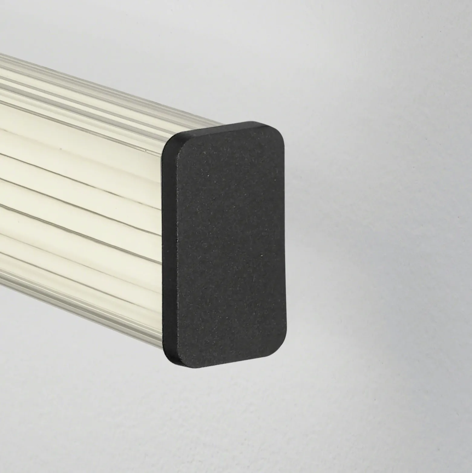 Aplique para baño LED Alla IP44 90cm negro