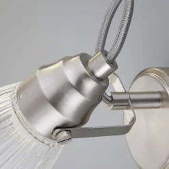 Aplique para baño Lindby Kara, 21 cm de altura, cristal, IP44, G9