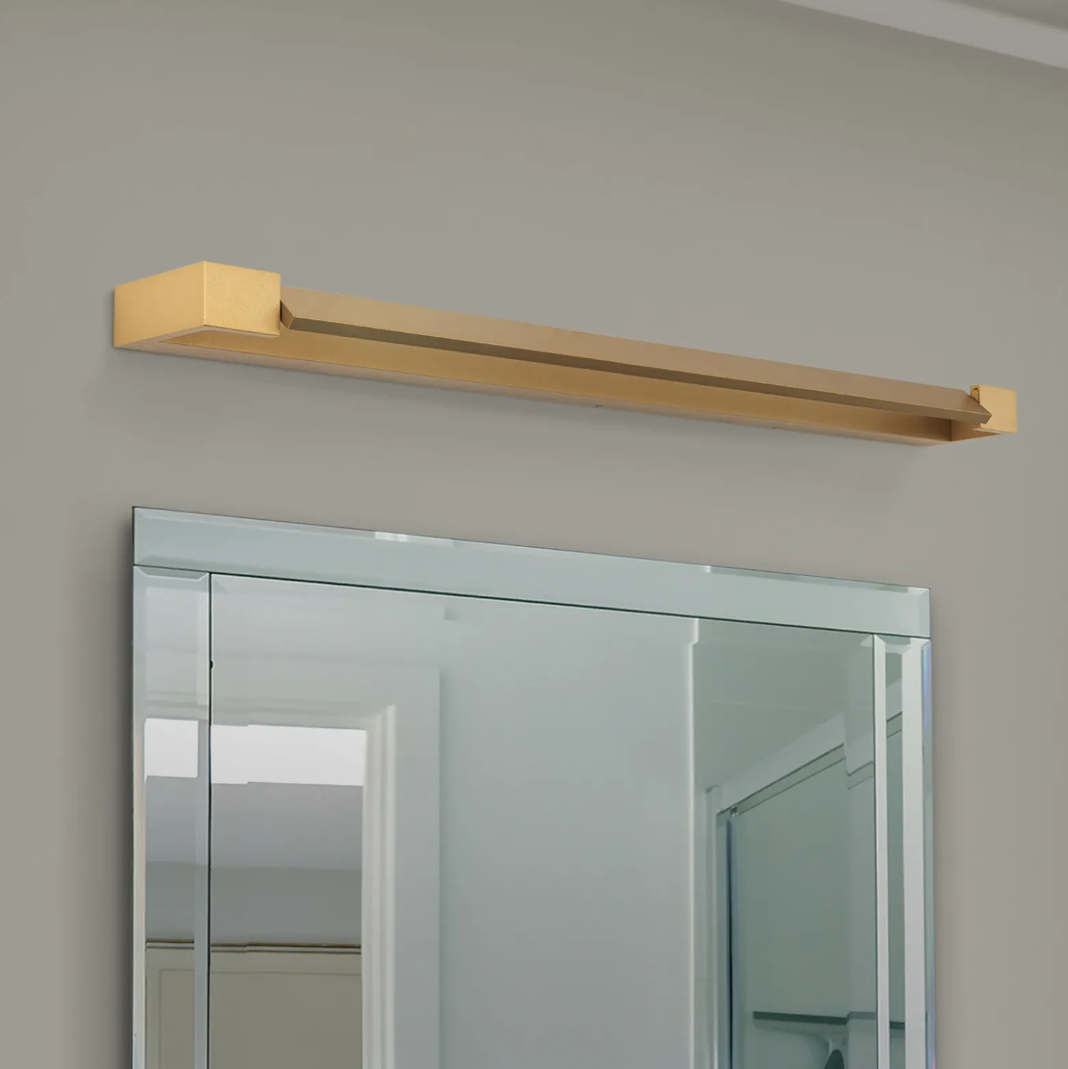 Aplique para baño Marylin LED, longitud 90 cm, dorado, aluminio