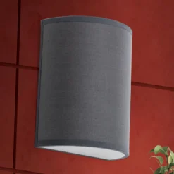 Aplique Ufo con pantalla de lino en gris