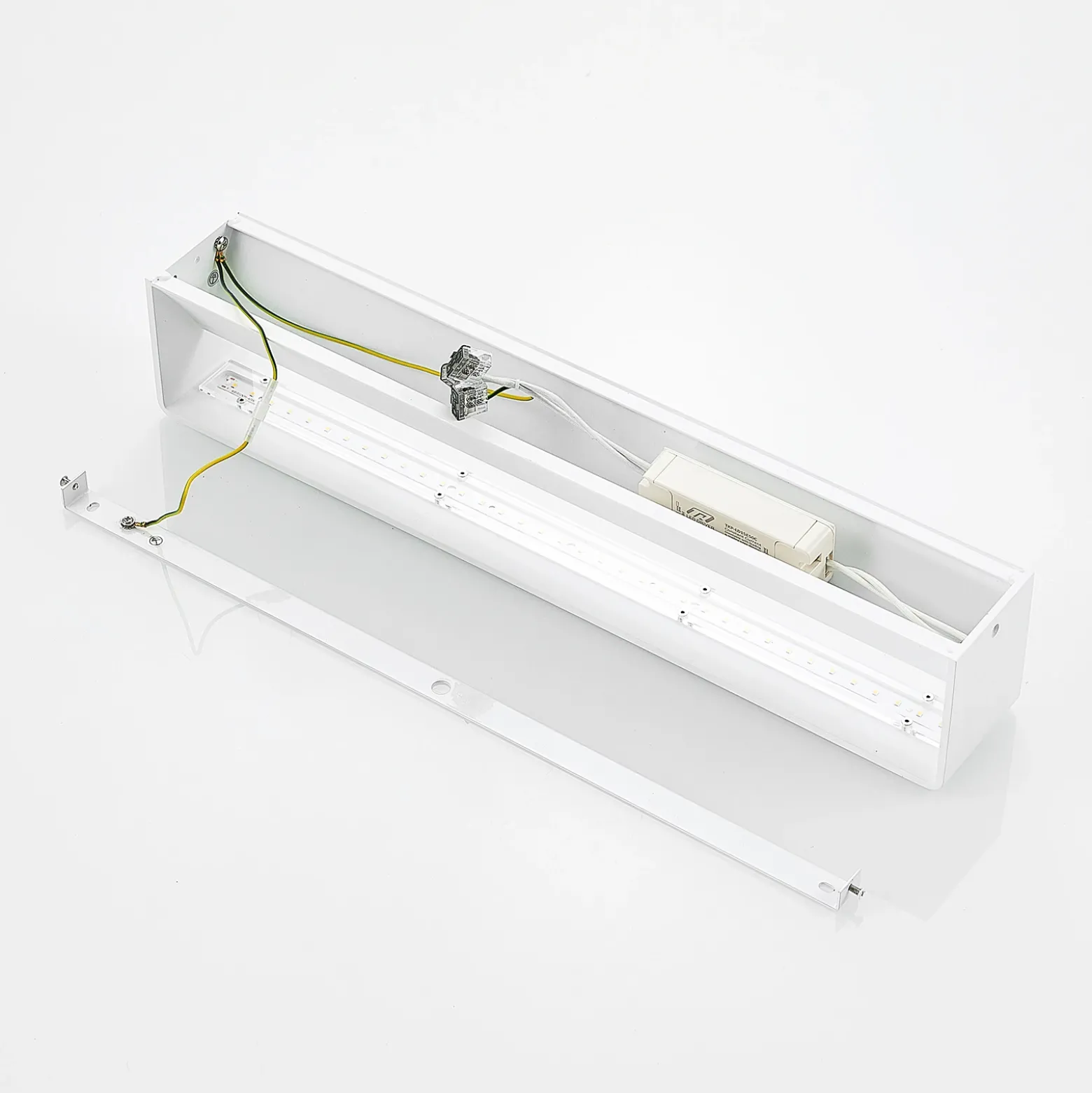 Arcchio Aplique de pared LED Karam, 53 cm, blanco, metal, arriba/abajo