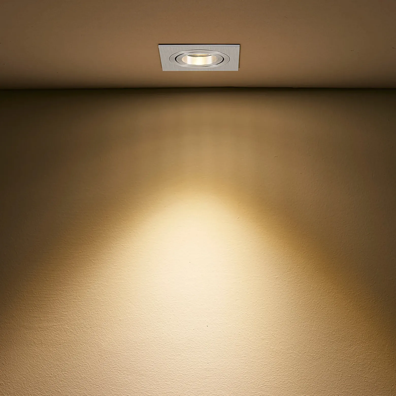 Arcchio downlight empotrable Sophia, aluminio, angular