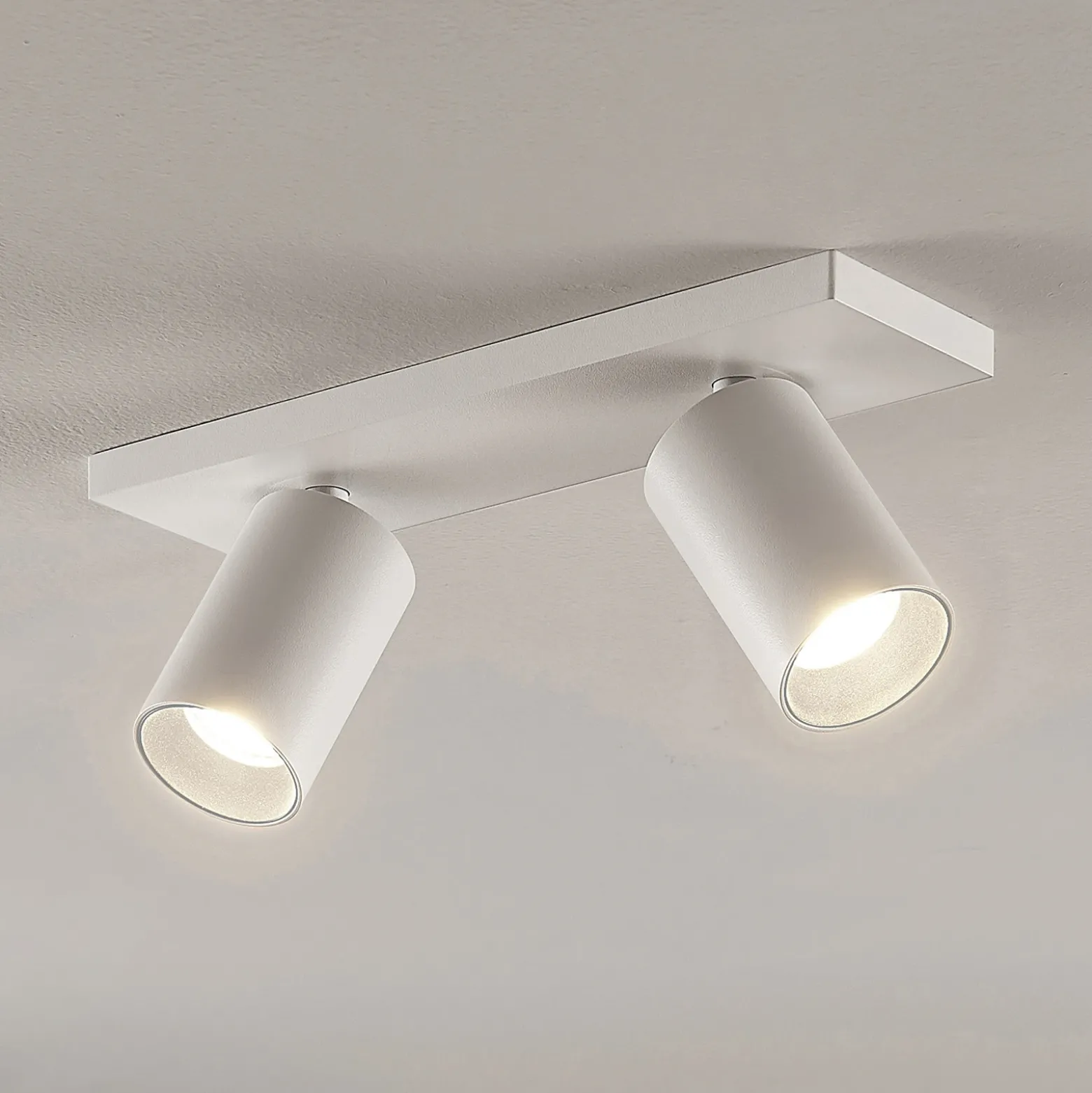 Arcchio Foco Brinja, blanco, angular, Ø 6 cm, 2 luces, GU10