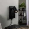 Arcchio Foco Brinja, negro, metal, USB-C, interruptor