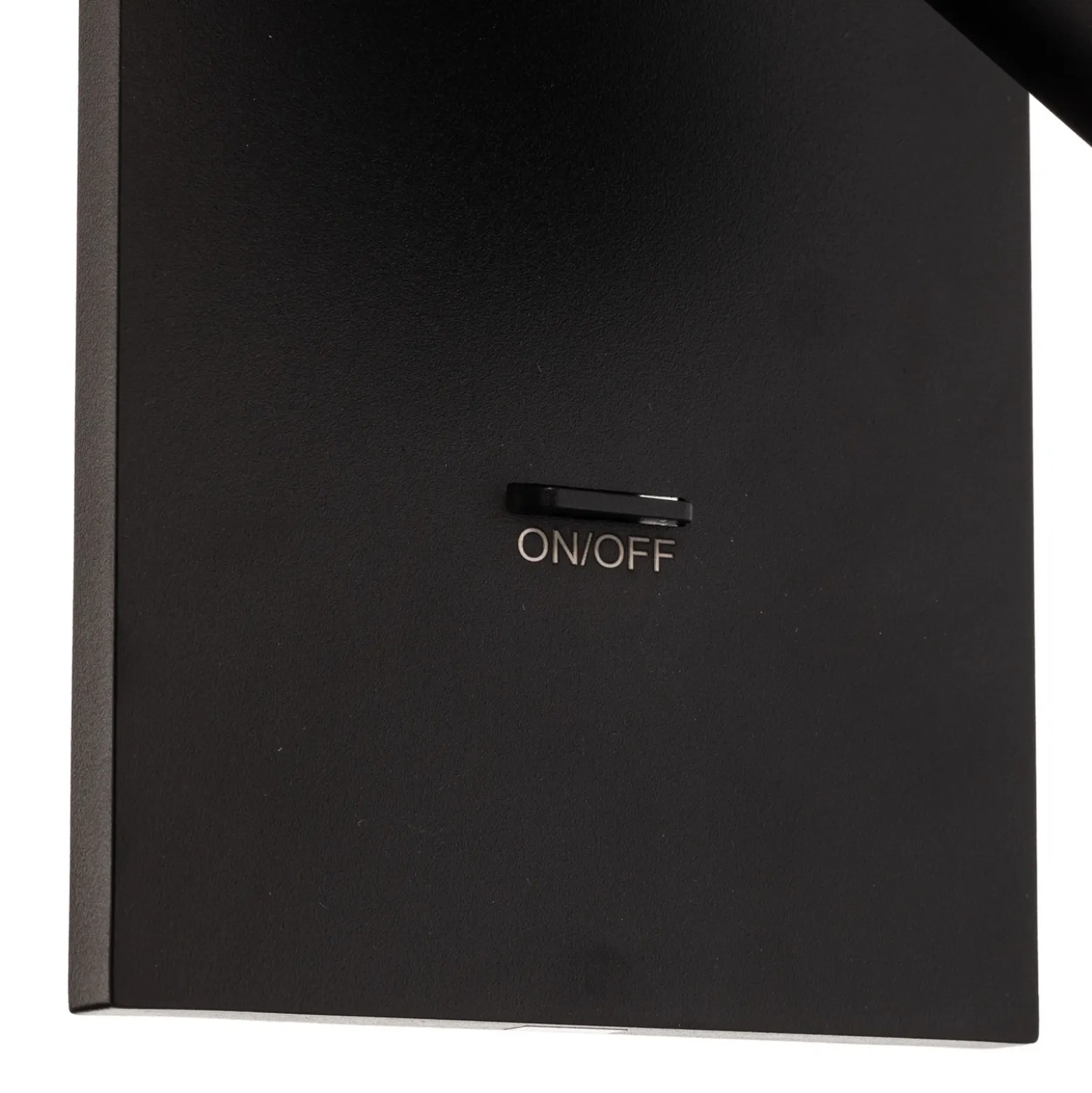 Arcchio Foco Brinja, negro, metal, USB-C, interruptor