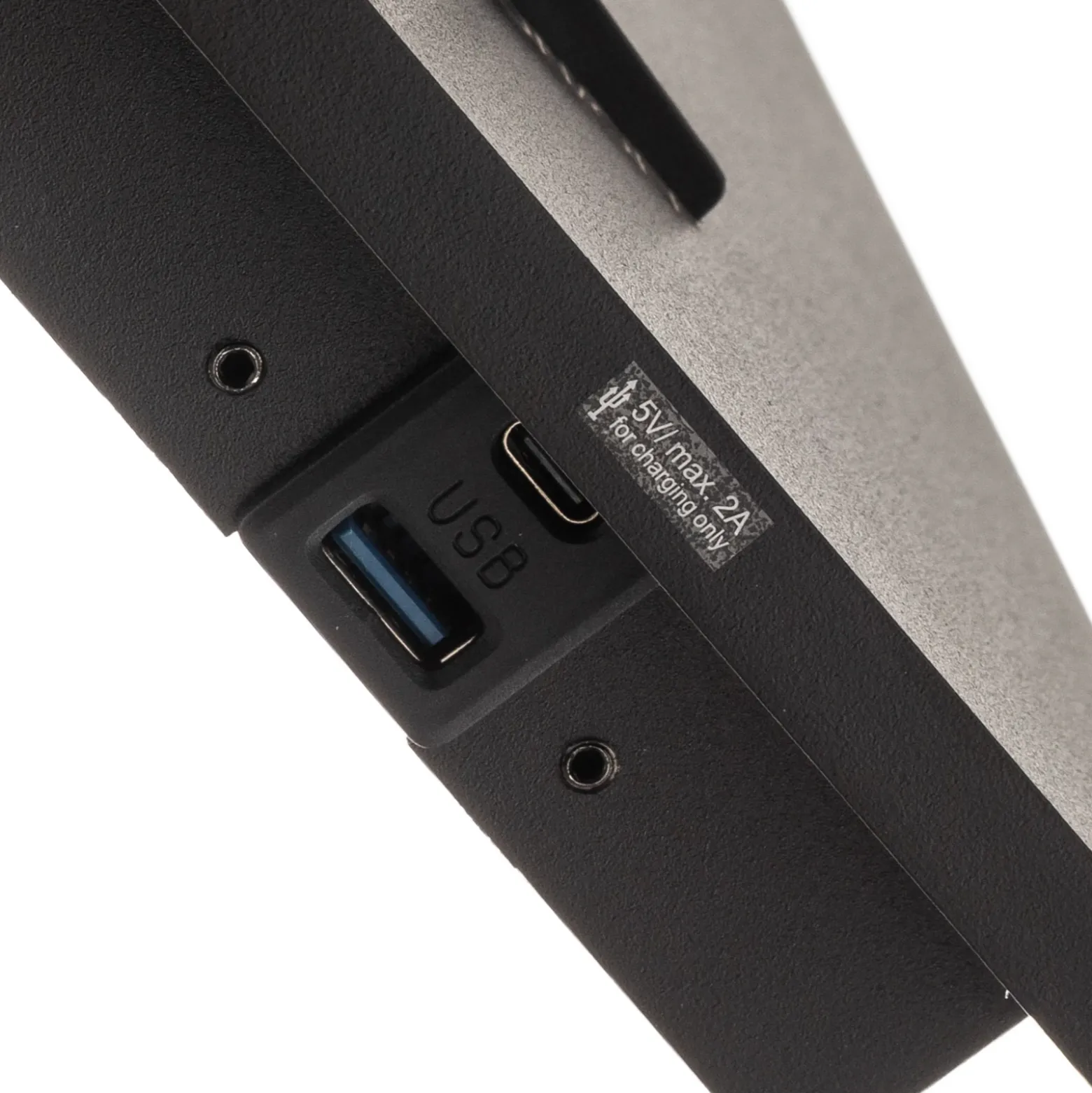 Arcchio Foco Brinja, negro, metal, USB-C, interruptor