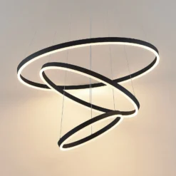 Arcchio lámpara colgante LED Albiona, negra, 3 anillos, Ø 80 cm