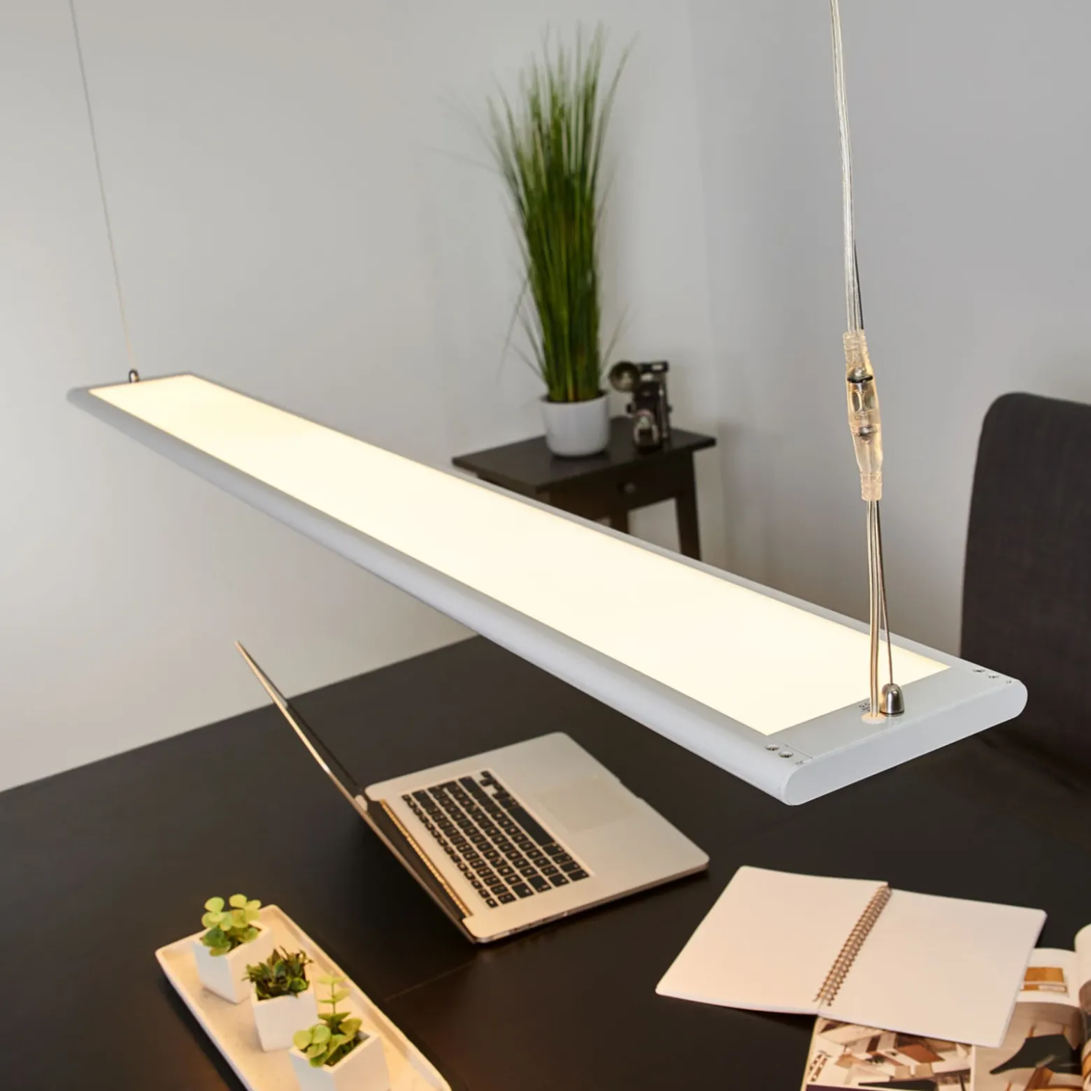 Arcchio lámpara colgante LED de oficina Samu, arriba/abajo, atenuable, aluminio