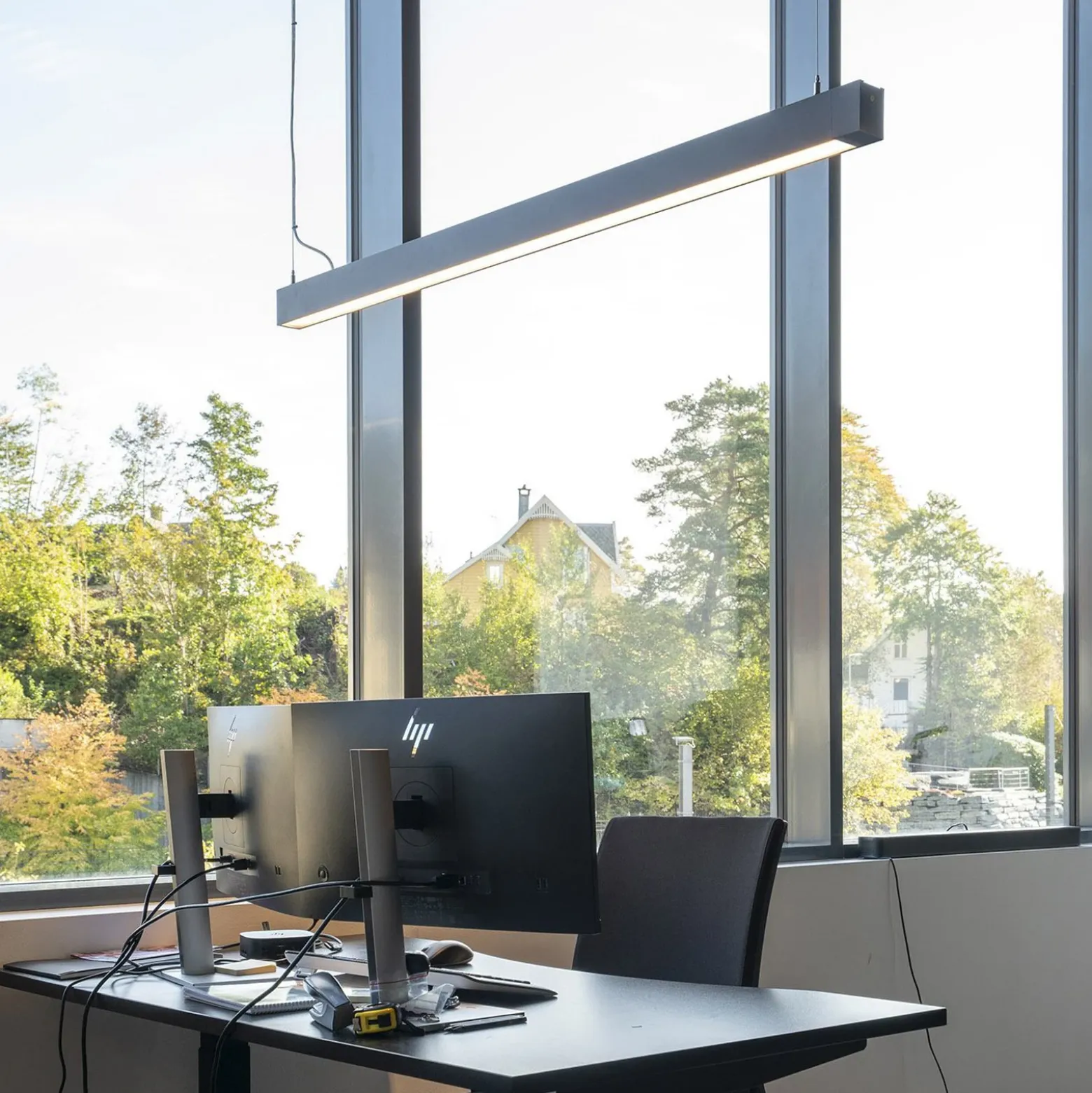 Barra de luz LED SLC CLICK, negra, 112 cm, CCT, DALI, IP20