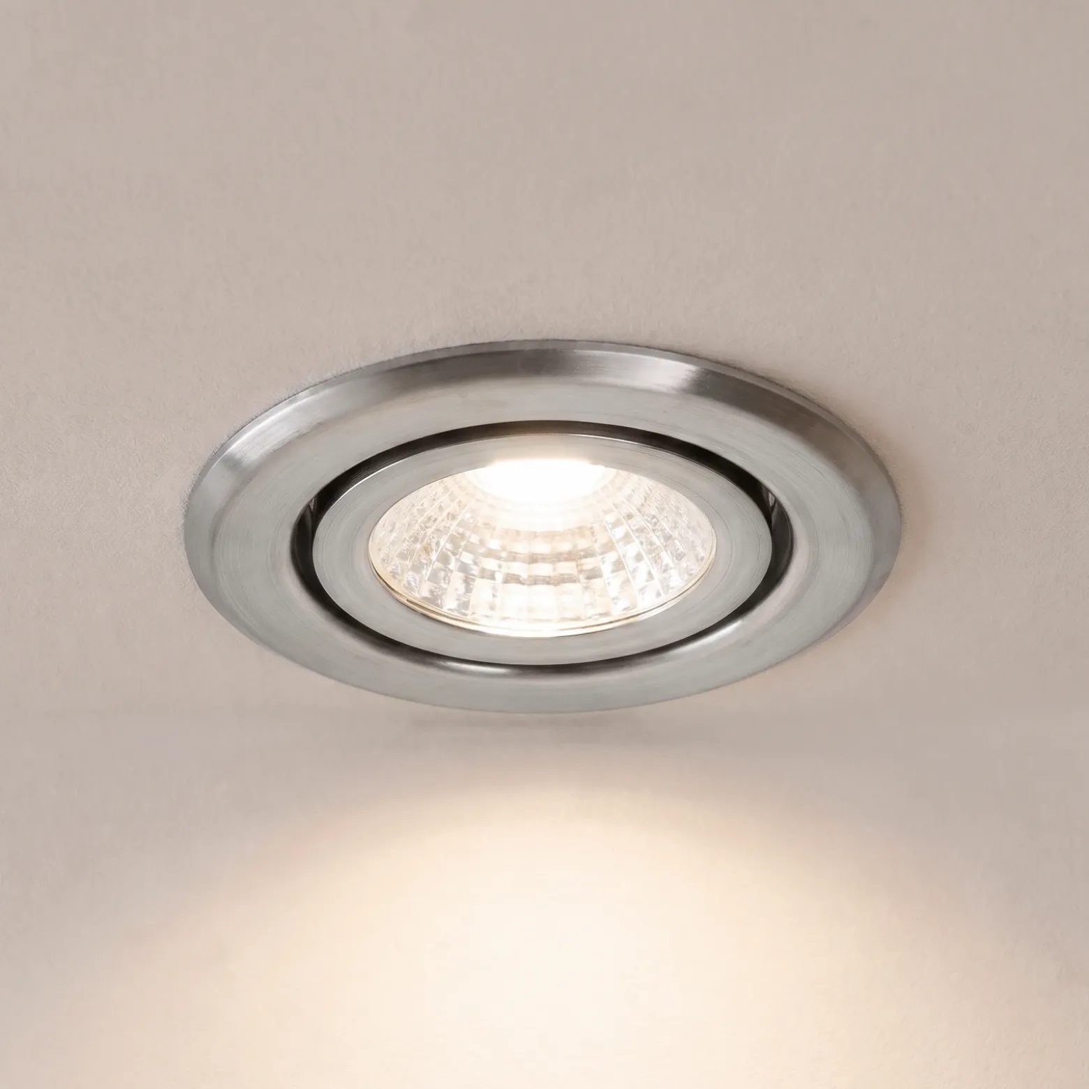 BRUMBERG Foco empotrable LED BB09, RC atenuable, acero inoxidable